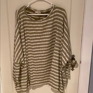 Easel 1X long sleeve sweater, dolman